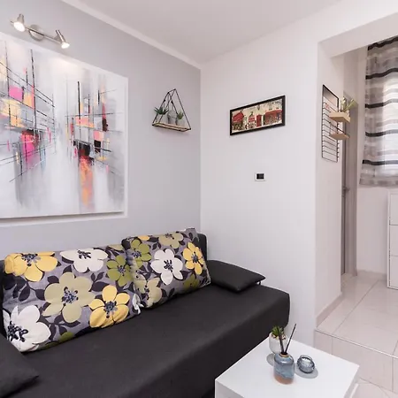 Private House With Garden Near The Bacvice - Ksenia Appartement *