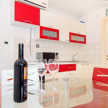 Apartament Private House With Garden Near The Bacvice - Ksenia