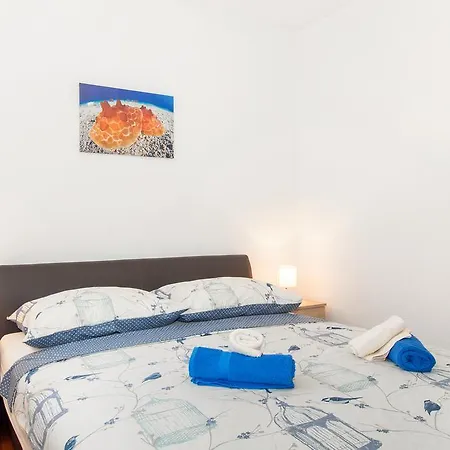 Private House With Garden Near The Bacvice - Ksenia *