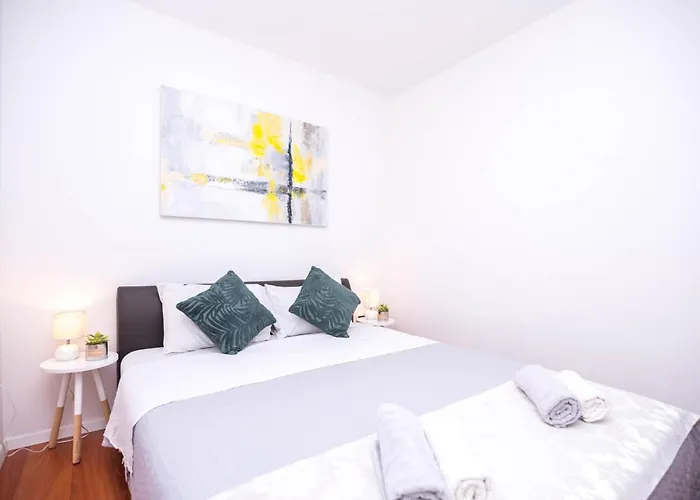 Private House With Garden Near The Bacvice Beach - Ksenia Split