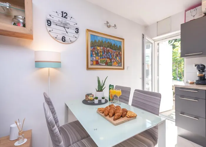 Private House With Garden Near The Bacvice Beach - Ksenia Apartment *