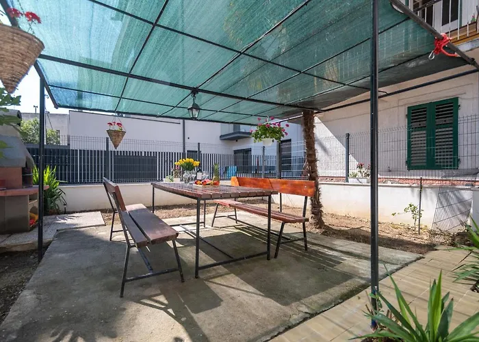 Private House With Garden Near The Bacvice Beach - Ksenia *