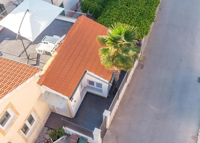 Apartment Private House With Garden Near The Bacvice Beach - Ksenia Split