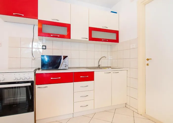 Apartment Private House With Garden Near The Bacvice Beach - Ksenia Split